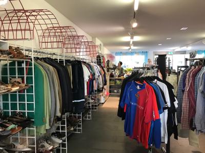 rotkreuz.fashion Gundeli - Second-Hand-Kleidung in Basel-Stadt