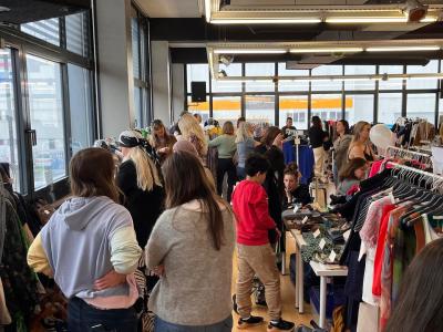 Vide dressing La Cerise - Abbigliamento di seconda mano a Ginevra