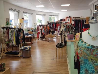 Point Rouge Caritas - Second-Hand-Kleidung in Genf