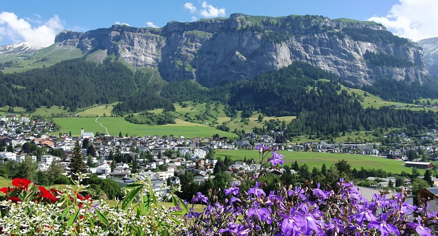 YVEMA collective - Second-Hand-Kleidung in Graubünden