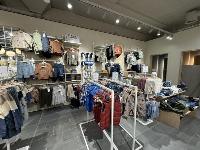 NAME IT - Second-Hand-Kleidung in Graubünden