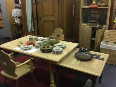 Girella Brocki - Second-Hand-Kleidung in Graubünden