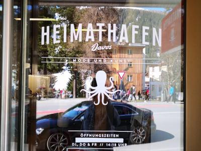 Heimathafen-Davos - Upcycling-Mode in Graubünden