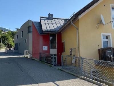 Manuel Fashion Schneiderei Scuol - Upcycled Fashion in Grisons