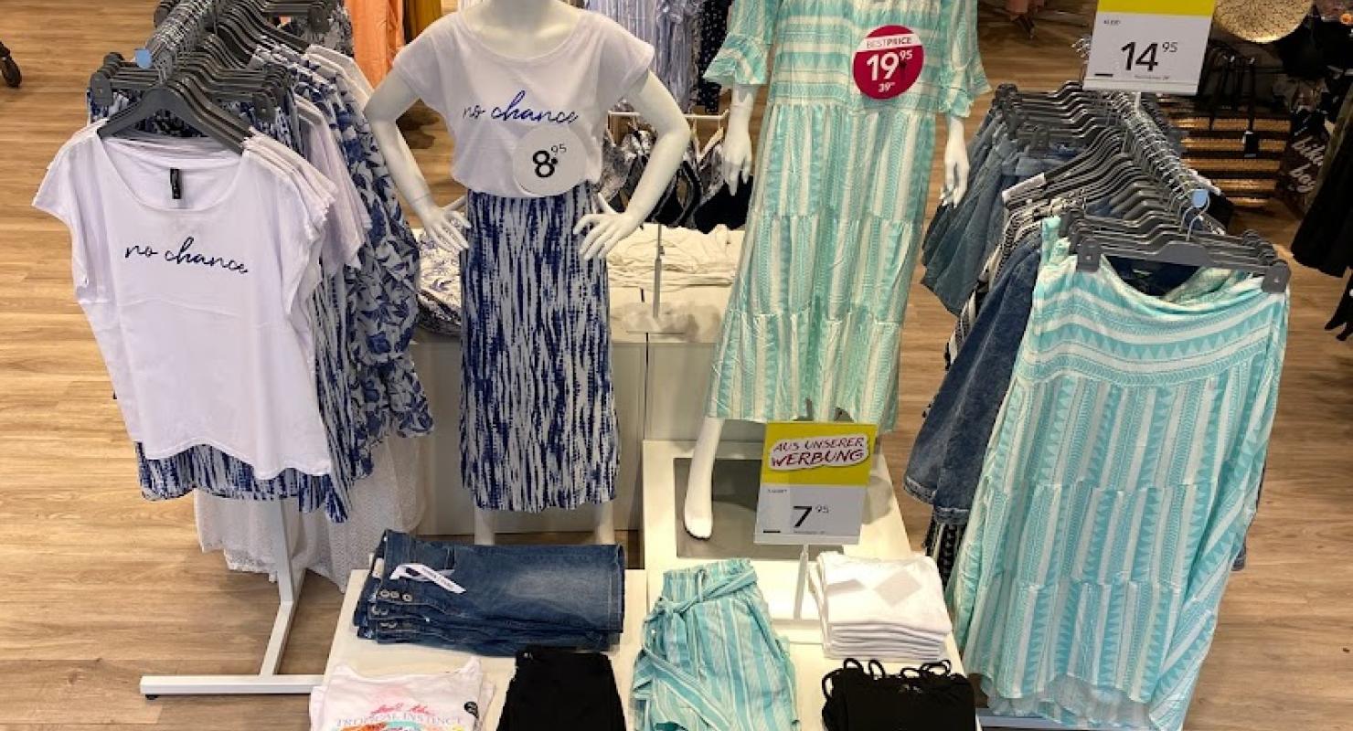 Takko Fashion - Second-Hand-Kleidung in Uri