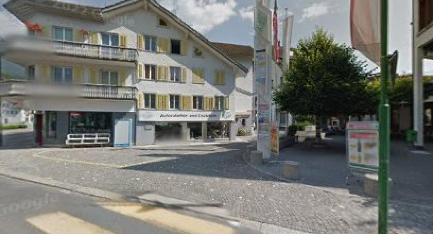 Milo Markovic - Second-Hand-Kleidung in Obwalden