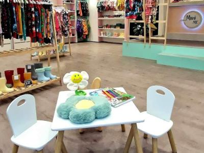 Mini Me - Second-Hand-Kleidung in Obwalden
