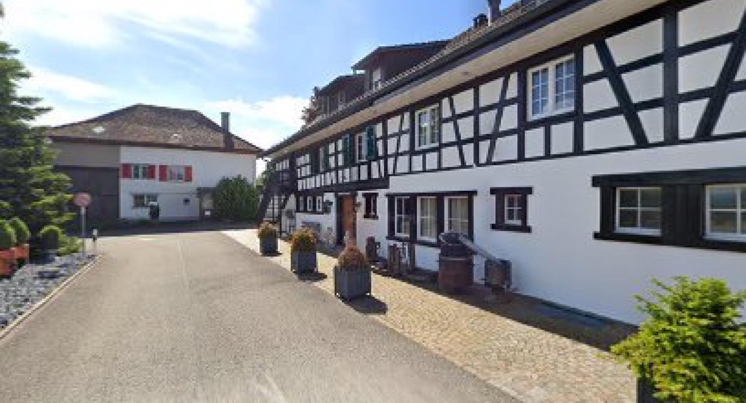 Oberhofen - Upcycling-Mode in Thurgau