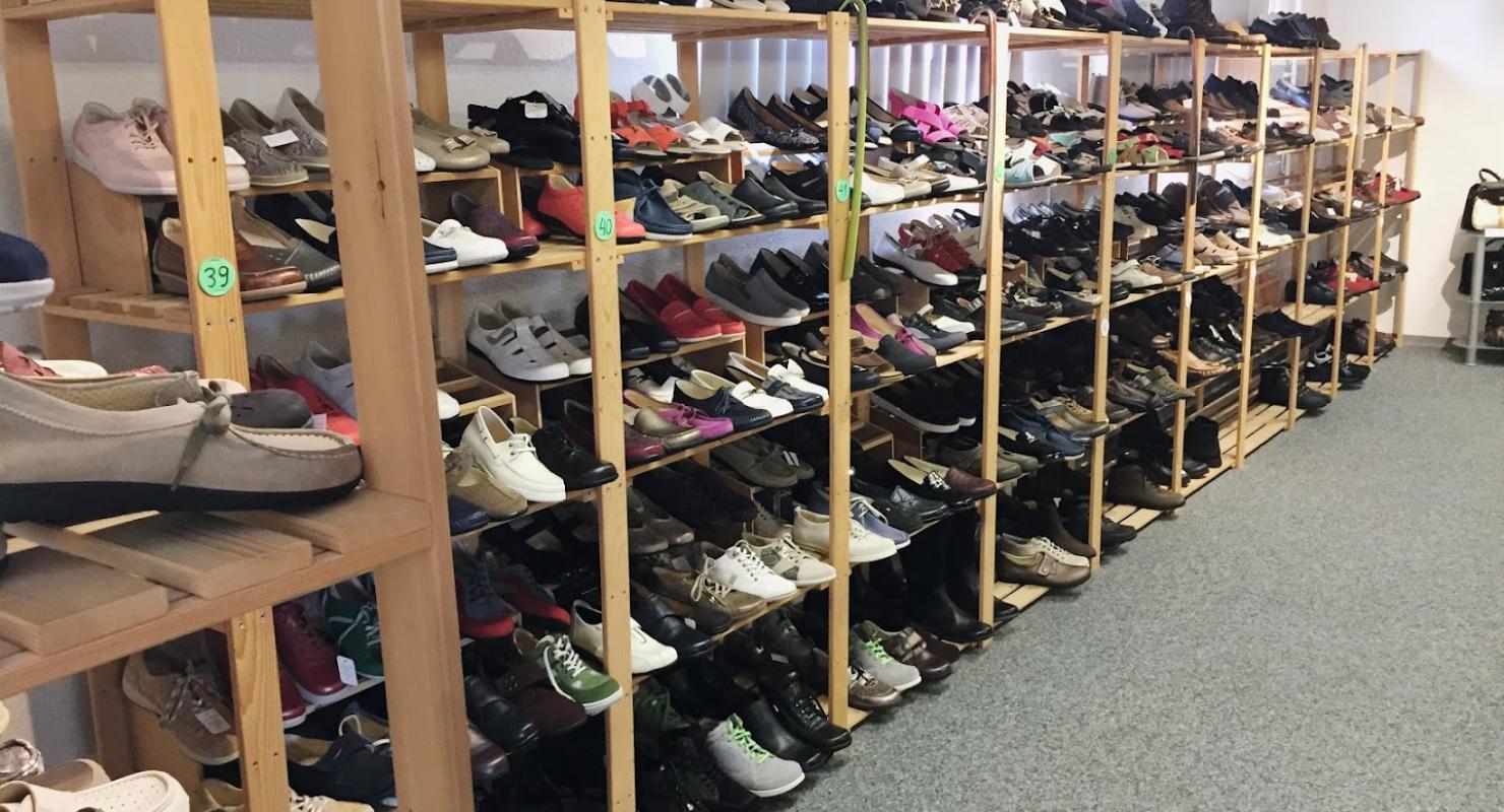 HELVESKO-LadySko-dansko Bequemschuh-Fachgeschäft Schlatt - Second-Hand-Kleidung in Thurgau