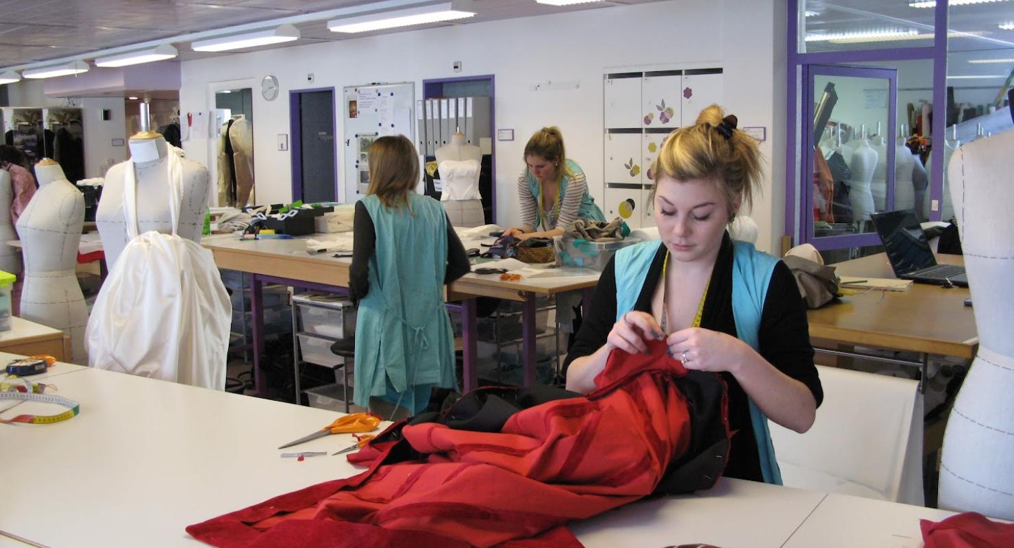 Ecole de Couture du Valais - Reparatur & Änderung in Wallis
