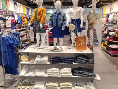 OKAIDI CONTHEY - Second-Hand-Kleidung in Wallis