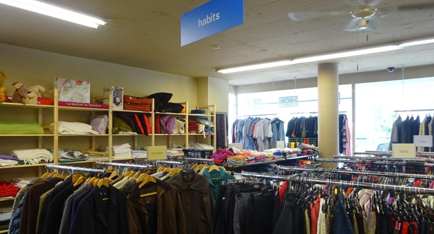 HIOB Brocante Secondhand - Second-Hand-Kleidung in Wallis