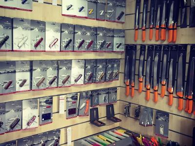 Sàrl Cordonnerie Multi-Services - Second-Hand-Kleidung in Wallis