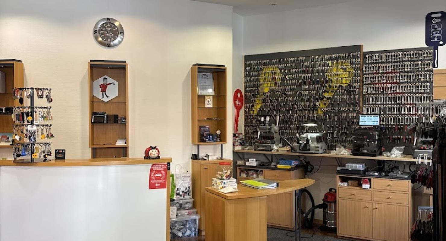 Mister Minit Visp - Second-Hand-Kleidung in Wallis