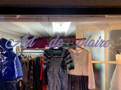 Art de Plaire - Abbigliamento di seconda mano a Vallese