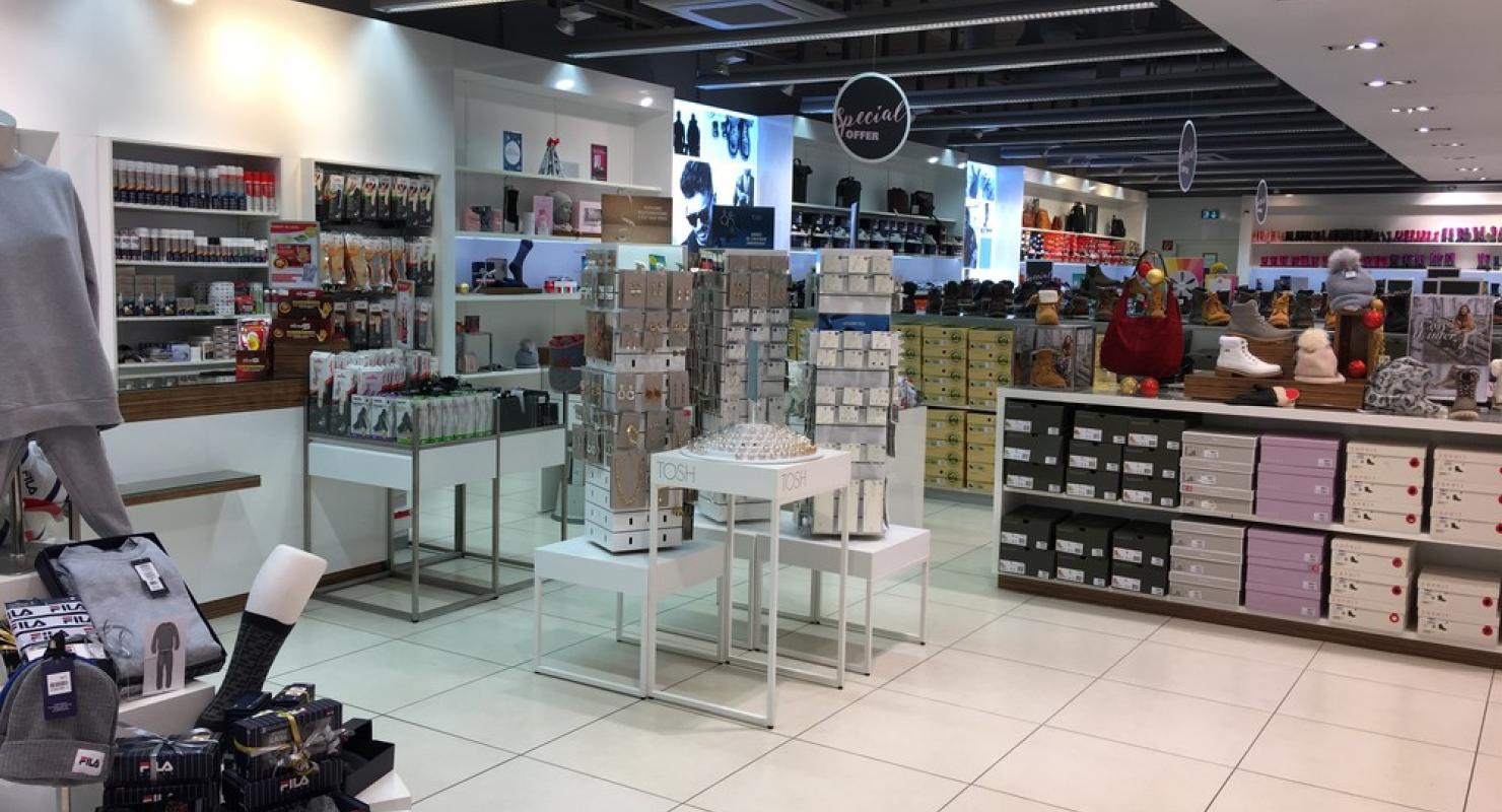 Ochsner Shoes - Second-Hand-Kleidung in Wallis