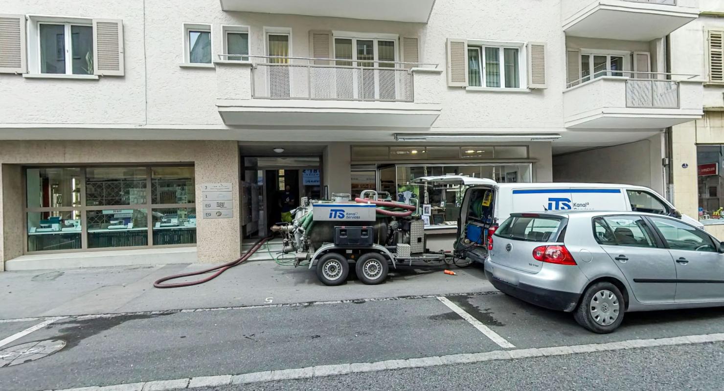 Robi's Schuhmacherei - Second-Hand-Kleidung in Luzern