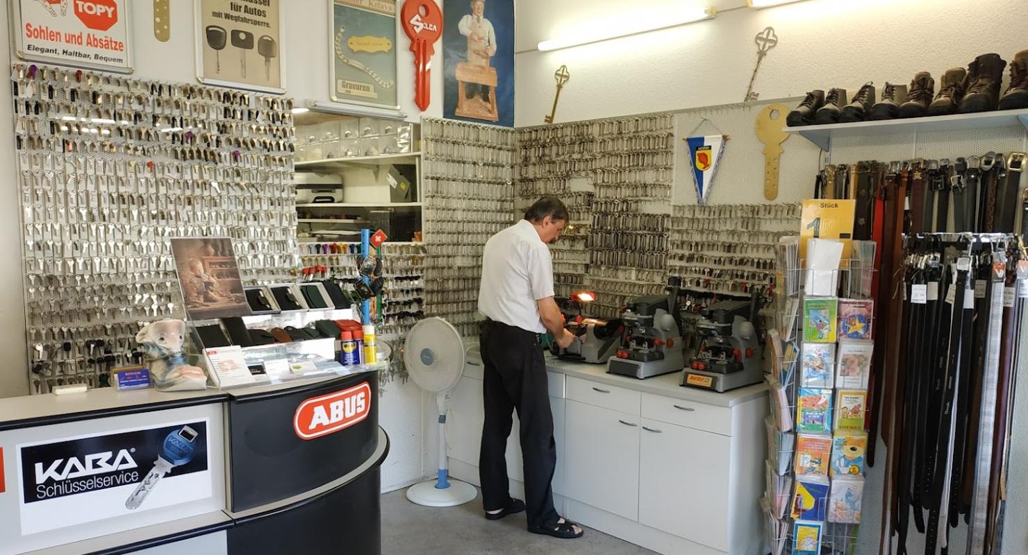 Kelava Ivo - Second-Hand-Kleidung in Luzern
