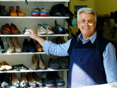 Schoe and locksmith key shop - Second-Hand-Kleidung in Luzern