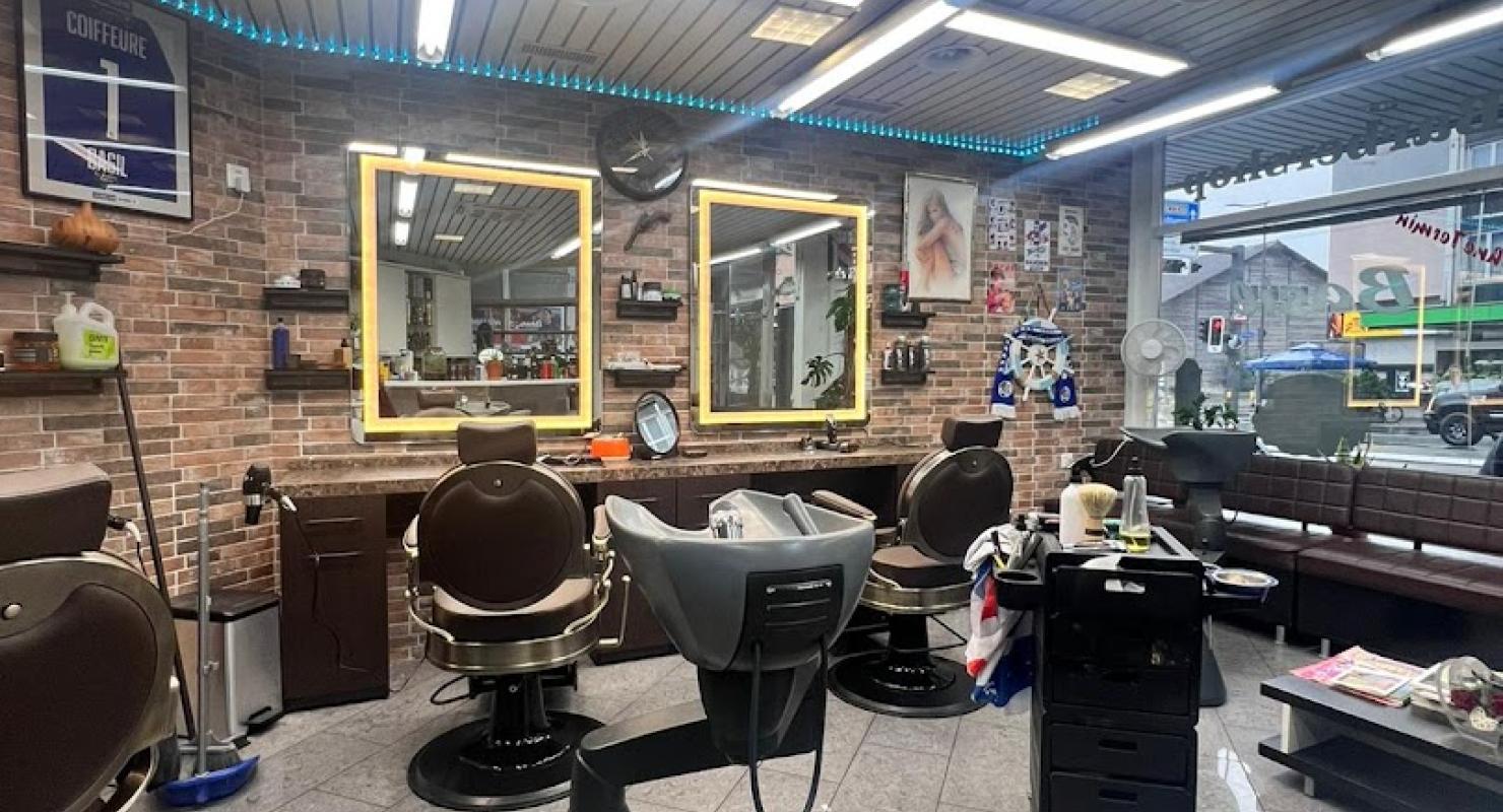 Coiffeur Basil Emmenbrücke - Abbigliamento di seconda mano in Lucerna