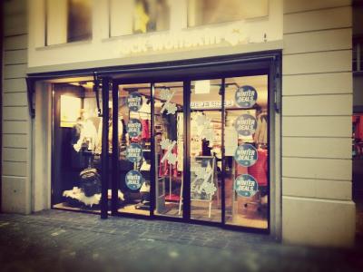 Jack Wolfskin Store - Second-Hand-Kleidung in Luzern
