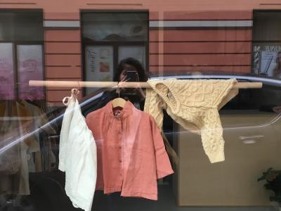 PEERS - Second-Hand-Kleidung in Tessin