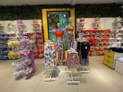 Tezenis - Second-Hand-Kleidung in Tessin