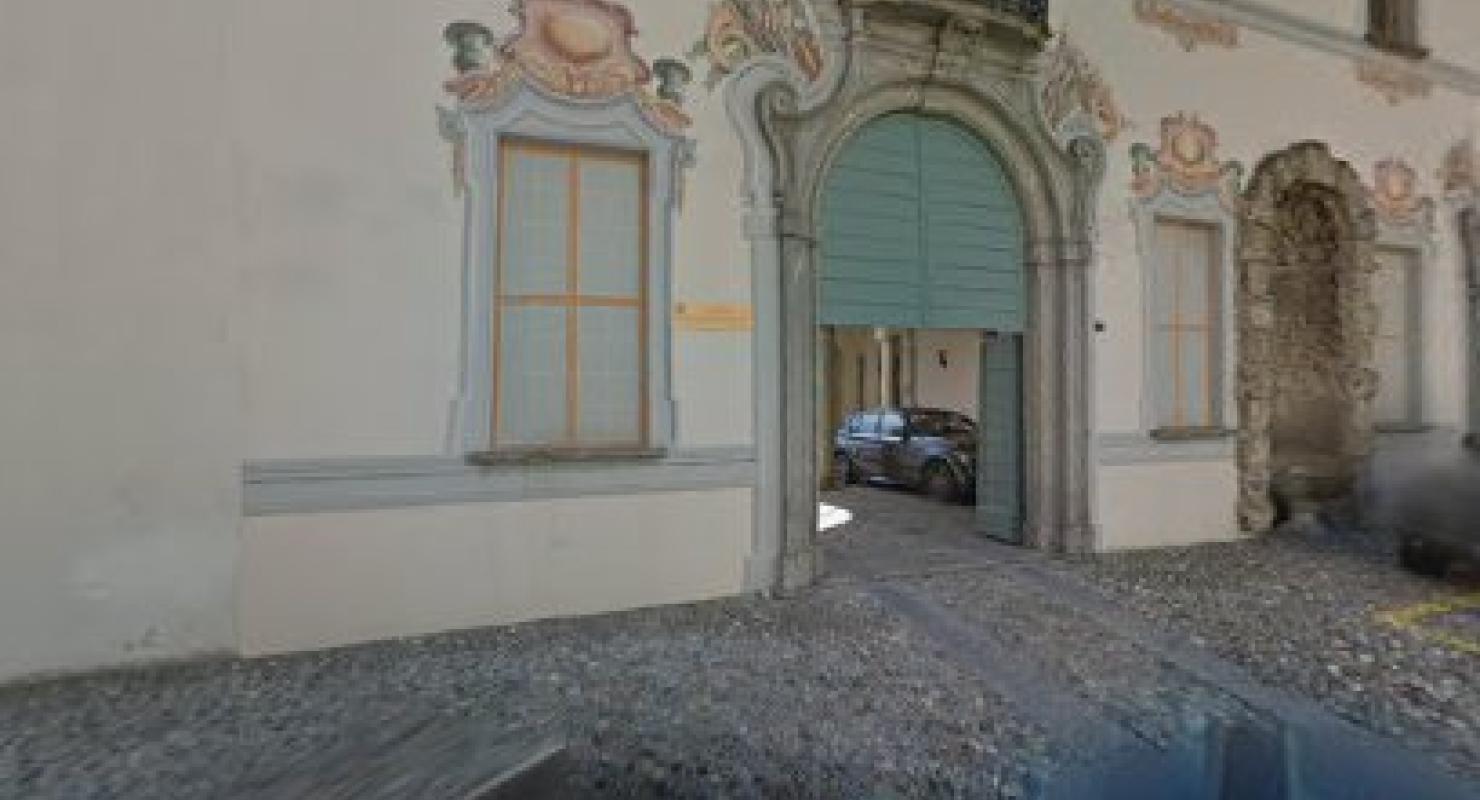 Sekulic Calzoleria - Second-Hand-Kleidung in Tessin