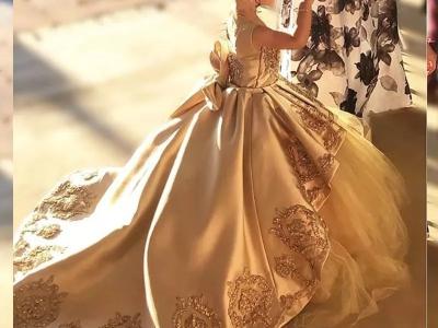 Princess Dreams Powered by Gbort by Gonzalez Escalona - Second-Hand-Kleidung in Tessin