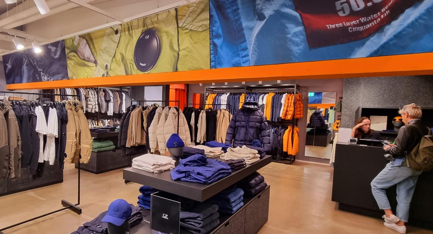 C.P. Company Factory Store - Second-Hand-Kleidung in Tessin