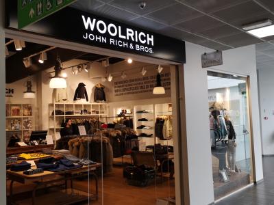 Woolrich Outlet Mendrisio - Second-Hand-Kleidung in Tessin