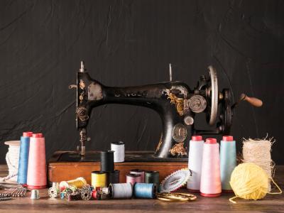 Atelier de couture et retouches, Jiselle Castro - Reparatur & Änderung in Waadt