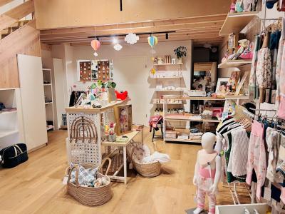 Bába-Cool Atelier - Reparatur & Änderung in Waadt