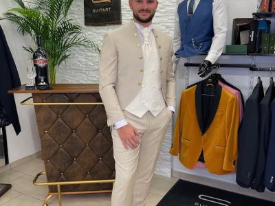 SuitArt Massanzug AG - Upcycling-Mode in Aargau