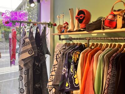 Tokyo Story - Second-Hand-Kleidung in Waadt