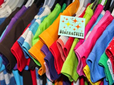 Kid's Corner, Neu und Second, GmbH - Second-Hand-Kleidung in Aargau