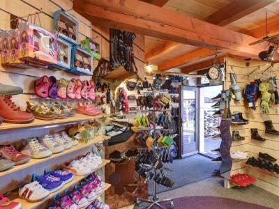 Chaussures Cordonnerie B. Mouquin - Second-Hand-Kleidung in Waadt