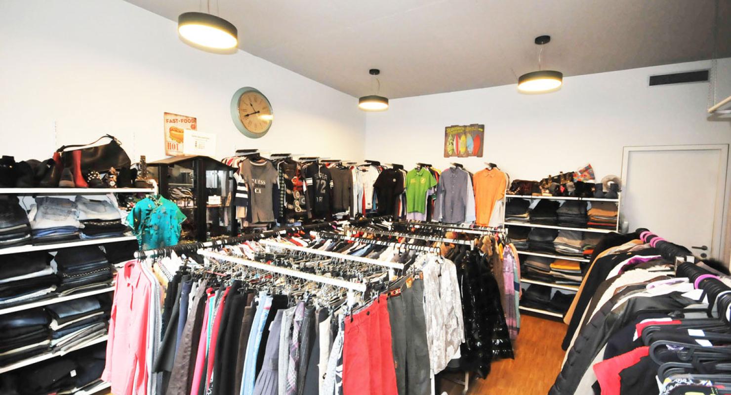 Kiloboutique Marterey - Second-Hand-Kleidung in Waadt