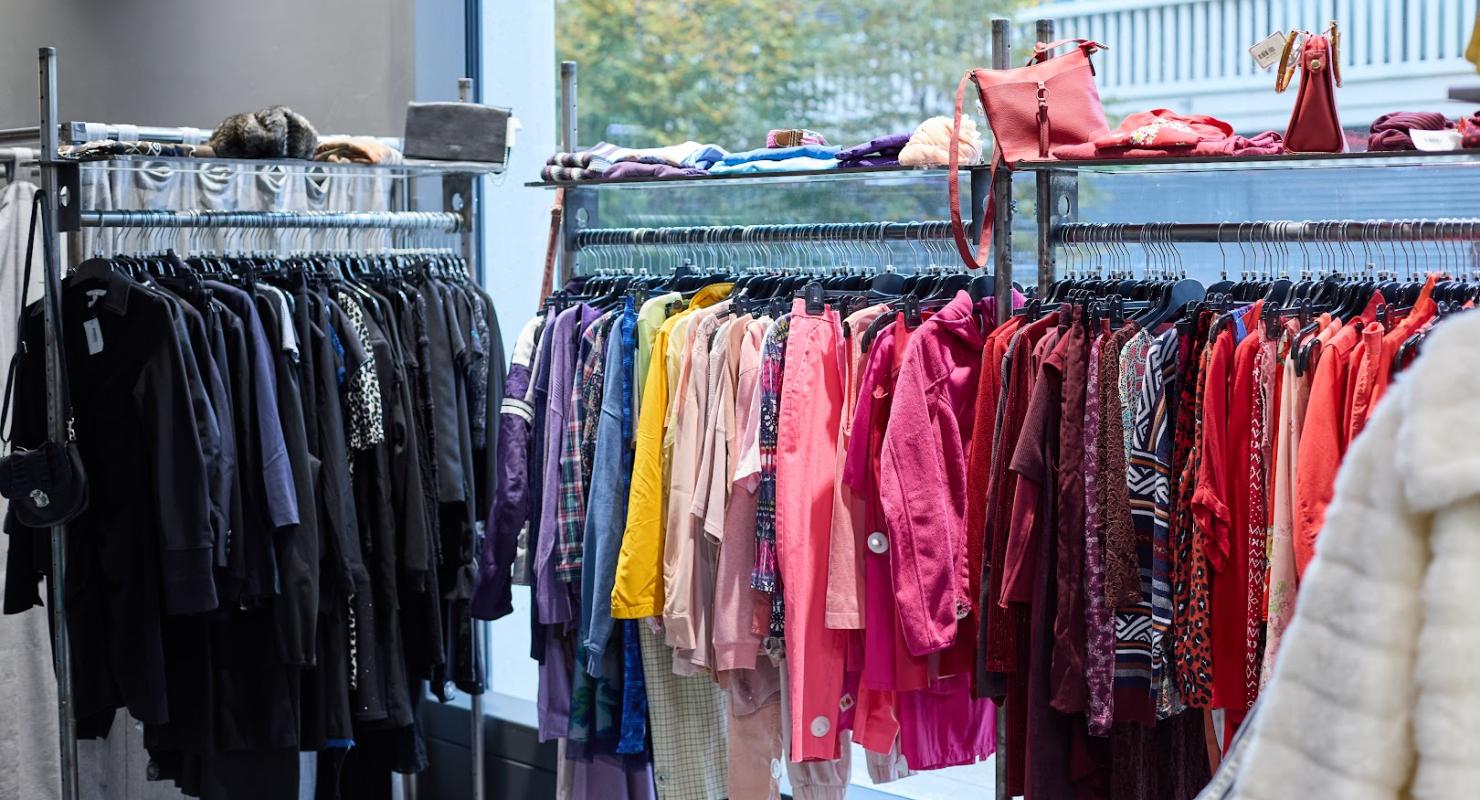 Ateapic - Abbigliamento di seconda mano in Vaud