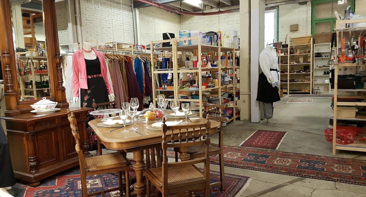 HIOB Grossbrockenstube Secondhand - Second-Hand-Kleidung in Aargau