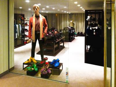 Man's Shoes Luxury Oron, Switzerland - Upcycling-Mode in Waadt