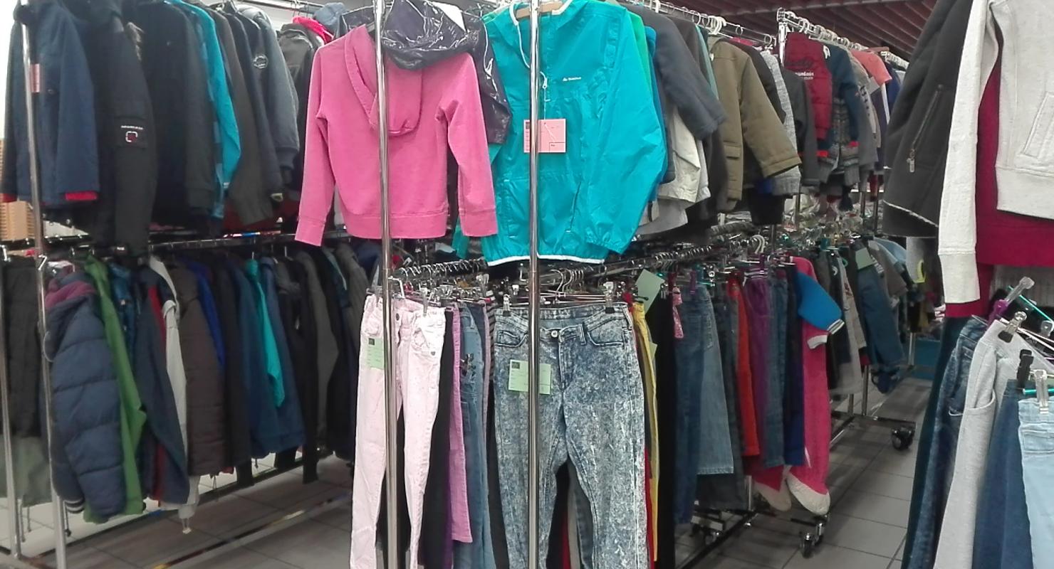 Entraide Familiale Yverdonnoise EFY - Second-Hand-Kleidung in Waadt