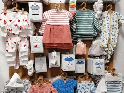 Boutique Tineuf - Vêtements de seconde main à Vaud