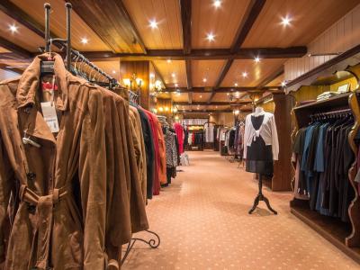 Lido Vevey - confection depuis 150 ans à Vevey - Second-Hand-Kleidung in Waadt