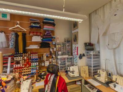 Atelier GKhan Couture, Welti - Upcycling-Mode in Waadt