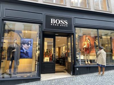 BOSS Store - Mode upcyclée à Vaud