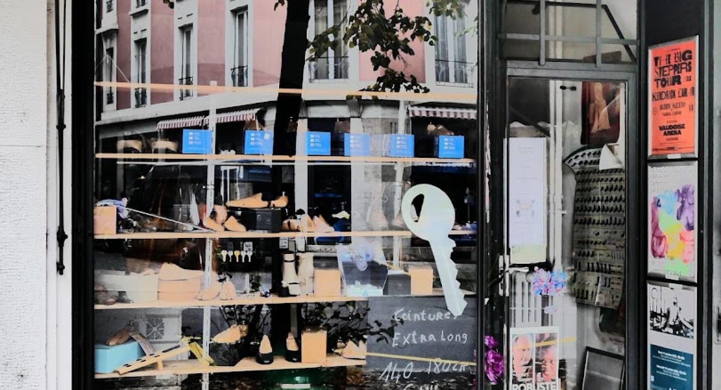 Cordonnerie Sanmartin José - Second-Hand-Kleidung in Waadt