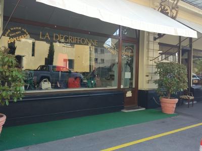 la Dégriffonne - Second-Hand-Kleidung in Waadt