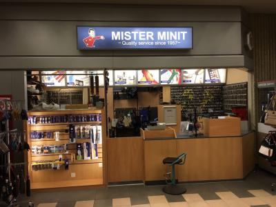 MISTER MINIT Nyon CC La Combe - Vêtements de seconde main à Vaud