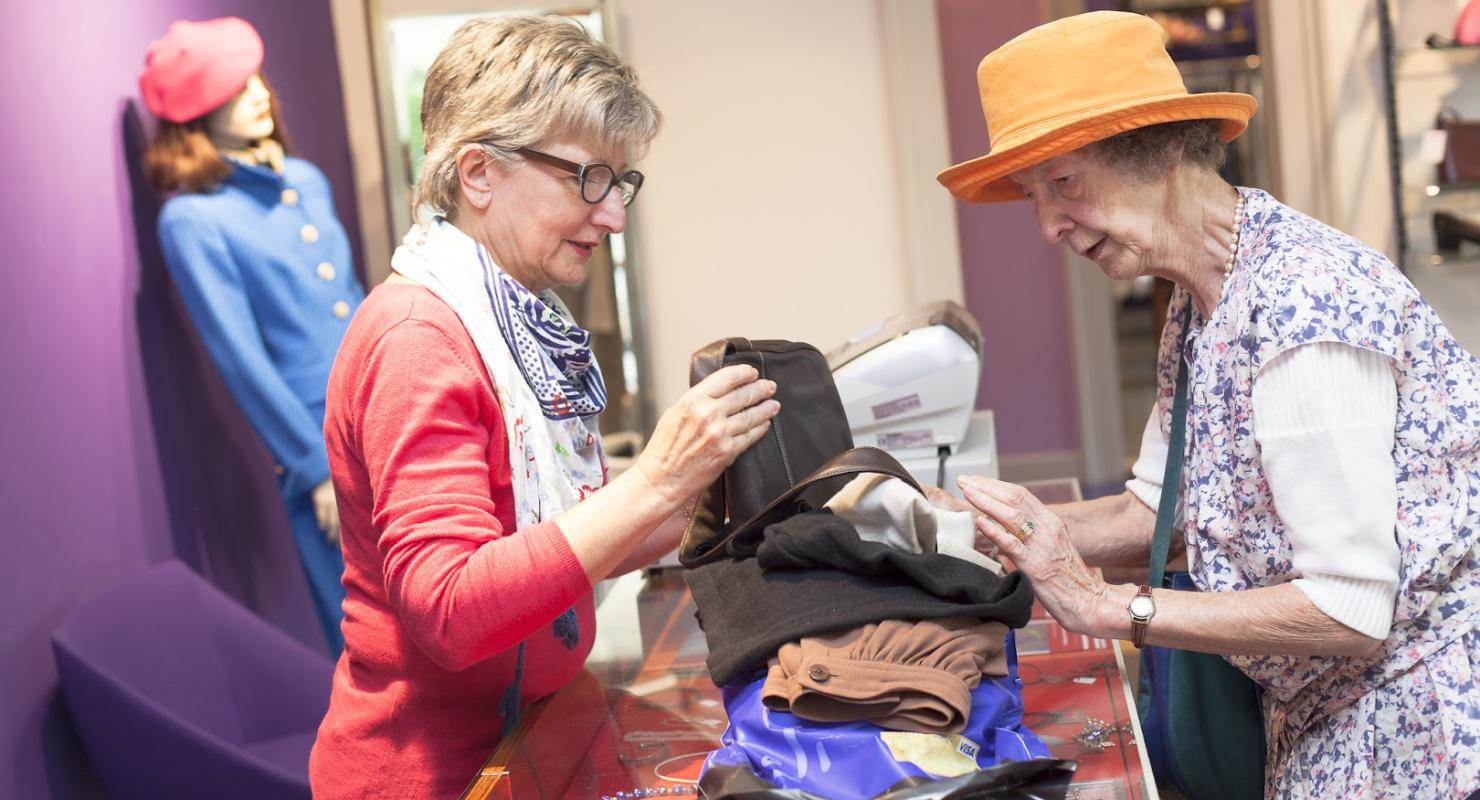 Boutique de seconde main - Caritas - Second-Hand-Kleidung in Waadt